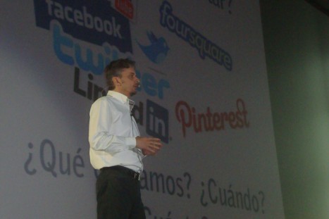 Forumcontactologia 2012 jose carlos leon 2